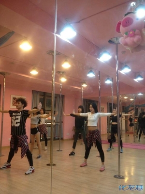 常州塑身舞蹈教學(xué) 鋼管舞 爵士舞 綢吊舞 DS領(lǐng)舞培訓(xùn) 常州美人魚舞蹈中心 - 手機(jī)化龍巷