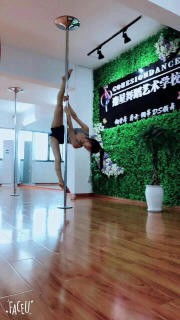 成都龍泉 零基礎(chǔ)入門，探索鋼管舞與爵士舞的文體培訓新天地